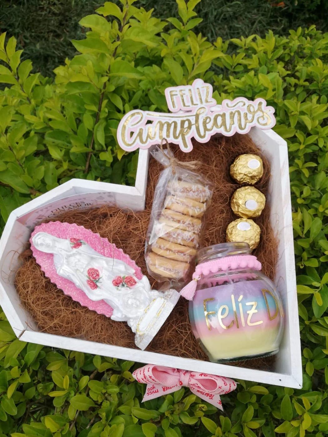 Desayuno Virgen con Alfajores