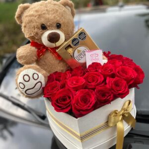 Desayuno Arreglo Floral con Peluche
