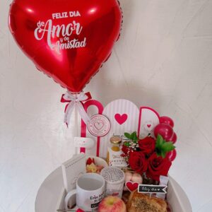 Desayuno con Cupones y Flores