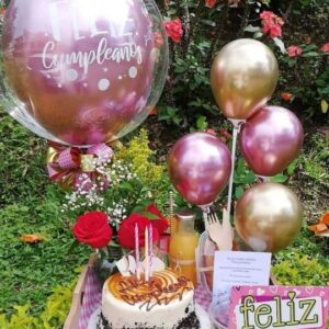 Desayuno Torta Venecia con Flores